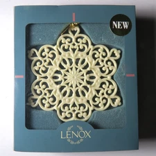 Lenox Annual 1998 Snow Fantasies Snowflake Christmas Tree Ornament with Box USA
