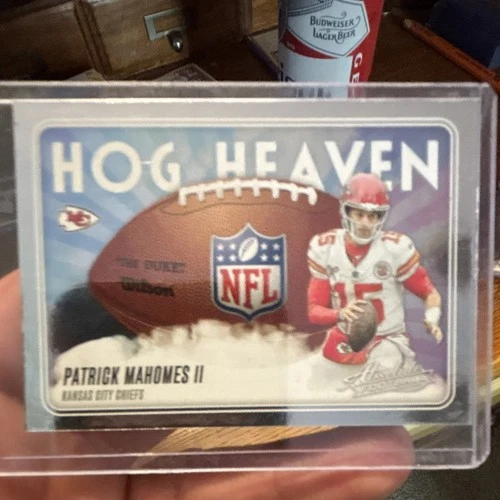 2025 Panini Absolute Patrick Mahomes II Base (RAW)