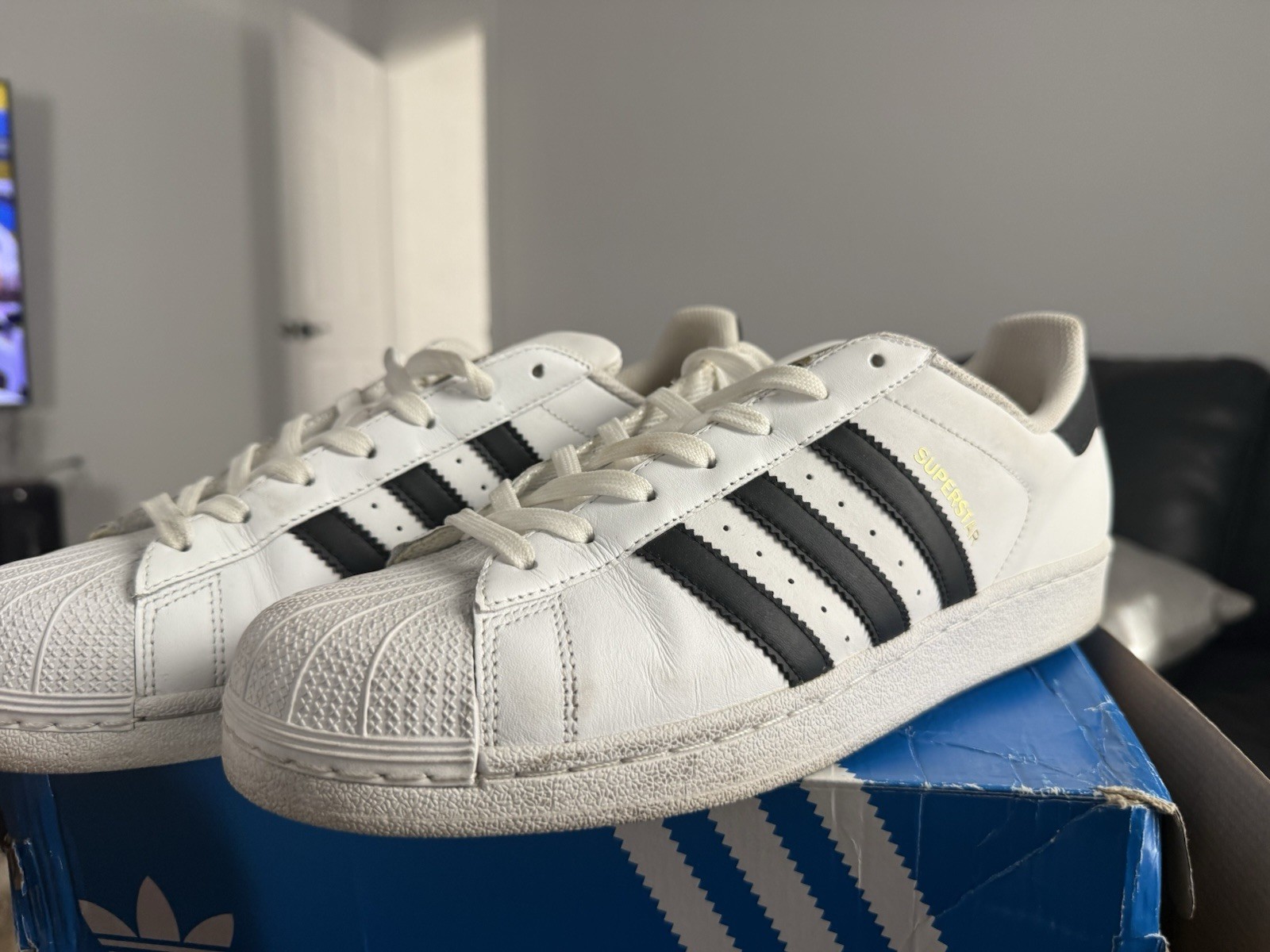SAOLA Adidas Superstar