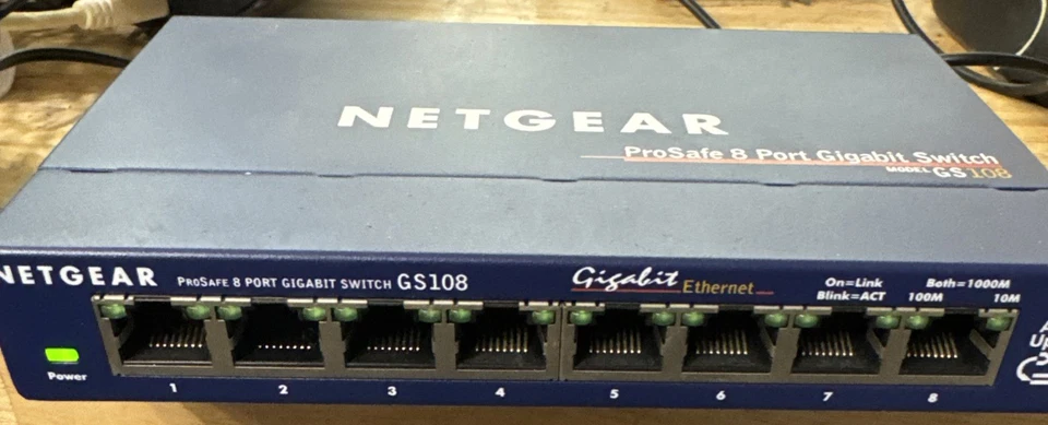 NetGear GS108 ProSafe 8-port Gigabit Switch v3 W/Adapter And 1 Ethernet Cable - Image 2 of 4