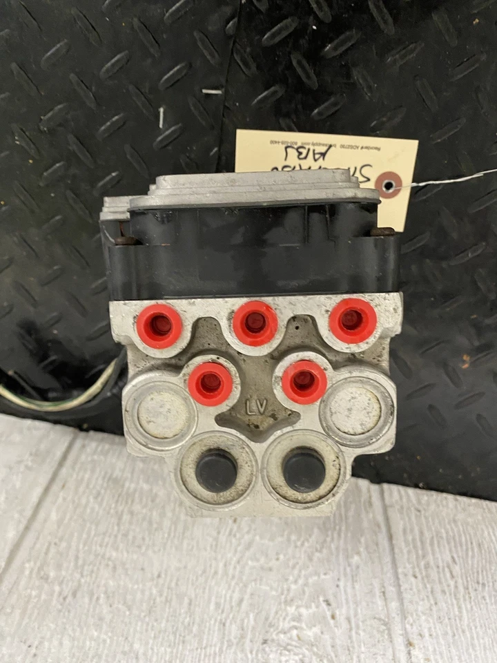 OEM 1998-2000 Honda Passport Rodeo Anti-Lock Brake Pump Actuator 1289518 - Image 3 of 4