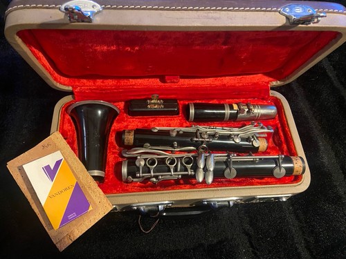 Clarinet- F Buisson -Paris