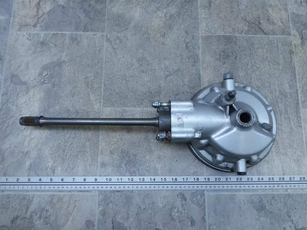 1988 Yamaha VMAX VMX1200 Y805. final drive rear differential diff