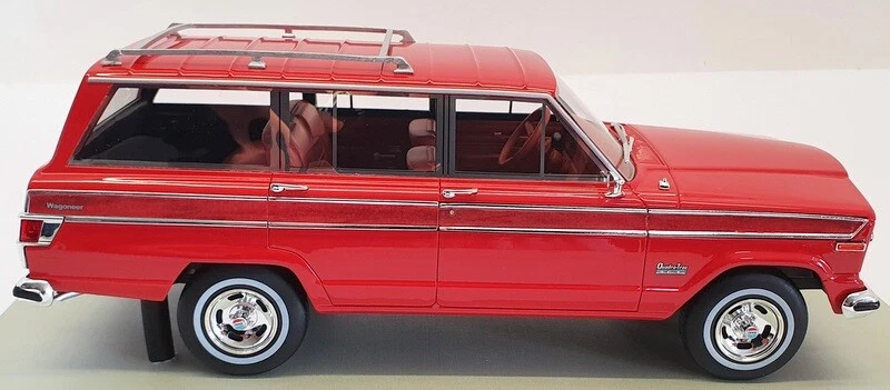 LS Collectibles 1/18 Scale Model Car LS037H - 1979 Jeep Grand Wagoneer - Red - Image 2 of 4