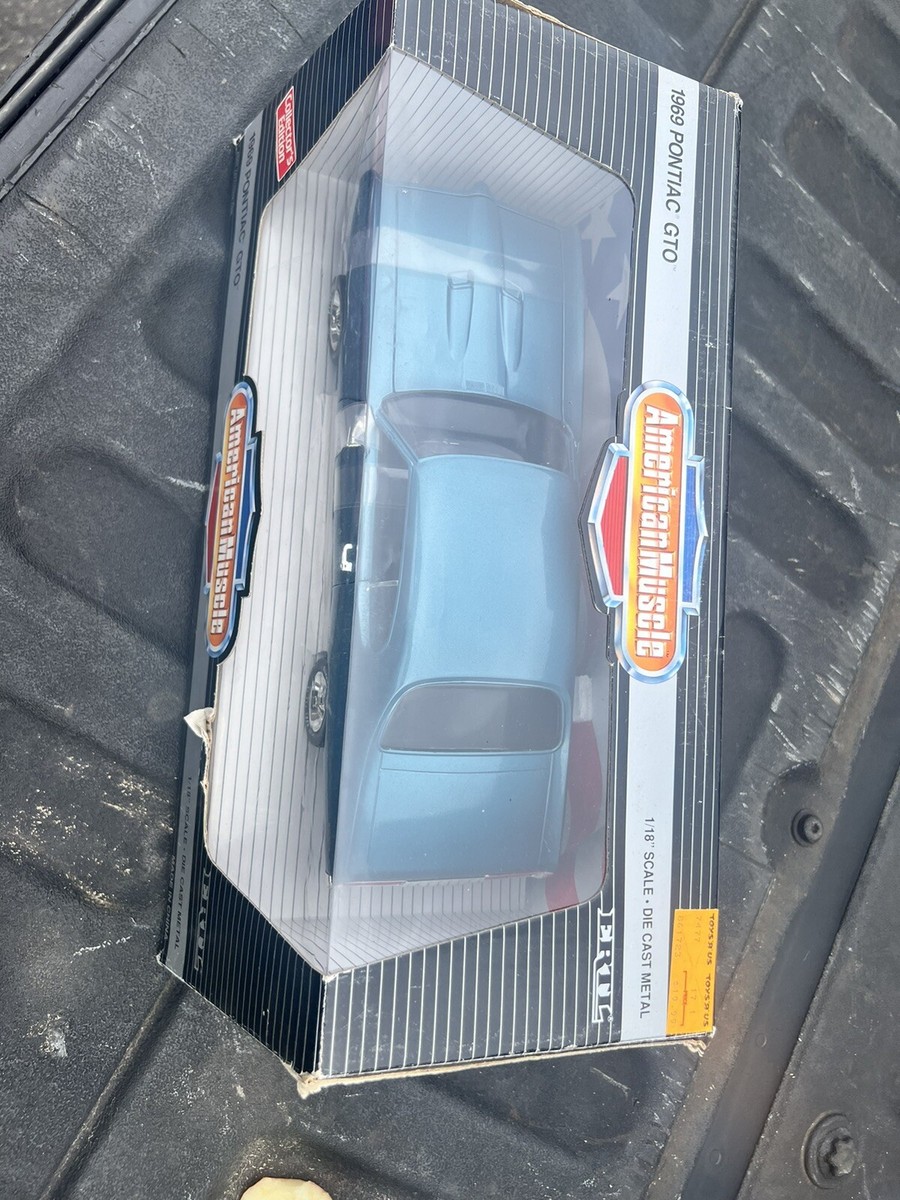 Pontiac GTO 1969 Blue ERTL Die Cast Metal 1:18 Scale Pontiac GTO 1969 Blue ERTL Die Cast Metal 1:18 Scale