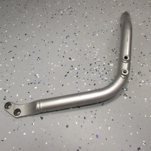 Frame Support / Down Tube / Cradle Bracket 01-05 FZ1 FZS1000 FZ1000 (SILVER) - Picture 11 of 14