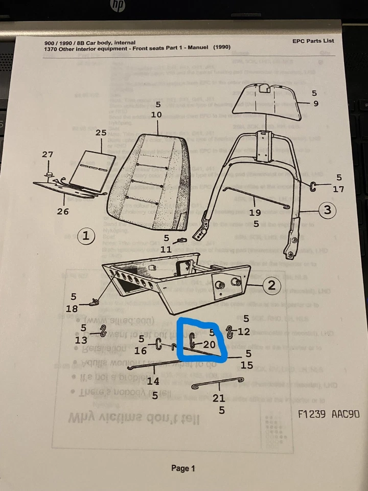 Gancho para funda de asiento.  Saab Classic 900 y 9000.  Para cualquiera de los asientos delanteros Foto 2 de 3