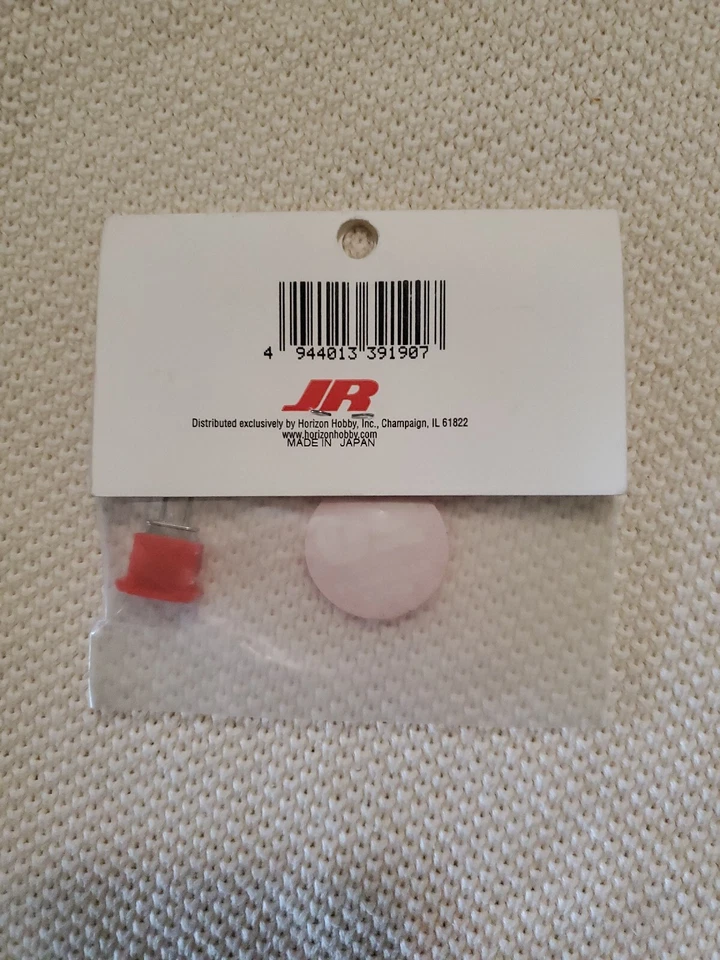 Vintage RC JR  FM/PCM DUAL CONVERSION CRYSTAL JRPXDR20 Channel  72.190mhz  - Image 2 of 3