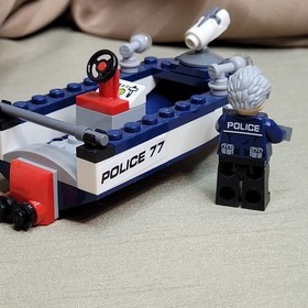 Lego Marvel Super Heroes Captain Stacy and Boat  #76059  LEGO