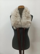 Real Fur Fox Collar in beige color.
