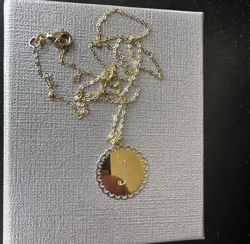 Colar italiano de ouro amarelo 10K com iniciais J (18 a 20 polegadas) - Imagem 2 de 4
