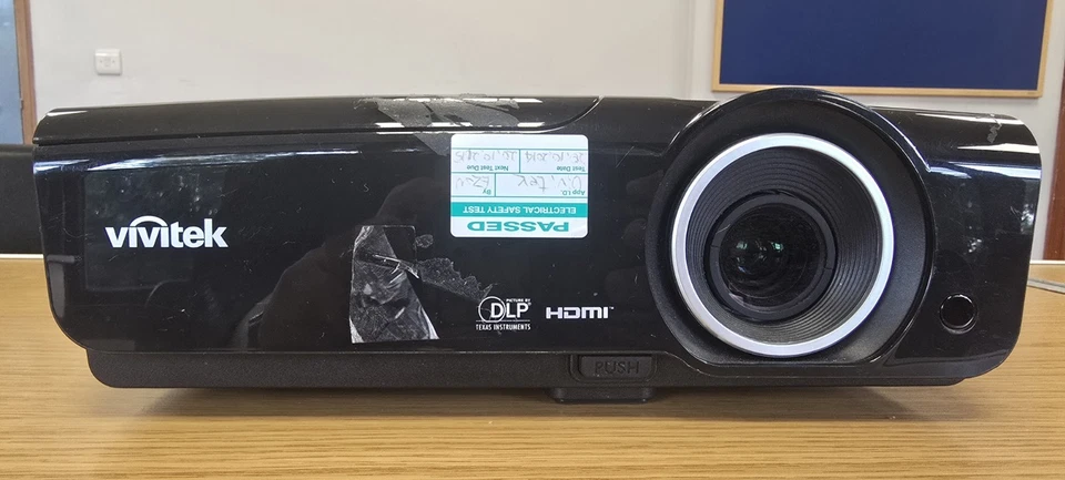 vivitek D945VX DLP Projector - Image 2 of 4