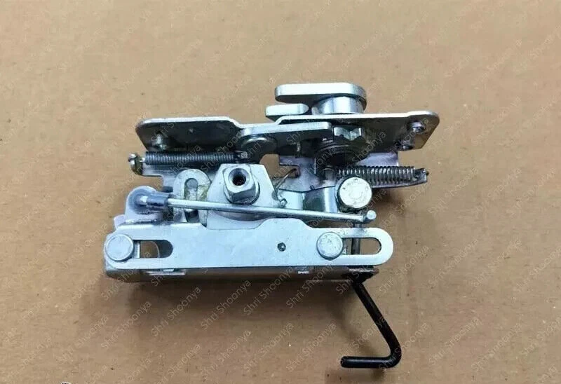 Suzuki Samurai SJ410 SJ413 Gypsy Tailgate Lock Mechanism Latch Rear Gate - Image 3 of 4