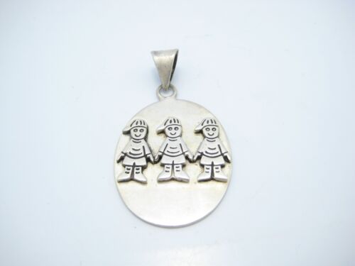 Sterling Silver Three Children Holding Hands Oval… - image 1