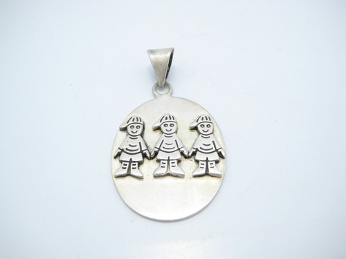 Sterling Silver Three Children Holding Hands Oval Pendant