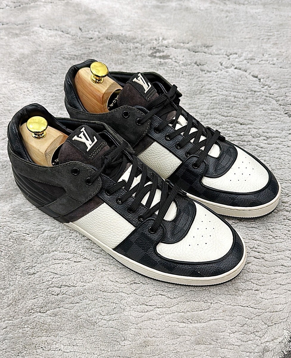 Authentic Louis Vuitton Damier Leather Mens Sneaker US9.5  display picture 3