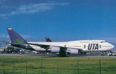 UTA Boeing 747-400 F-GEXA @ Paris CDG 1990 - postcard