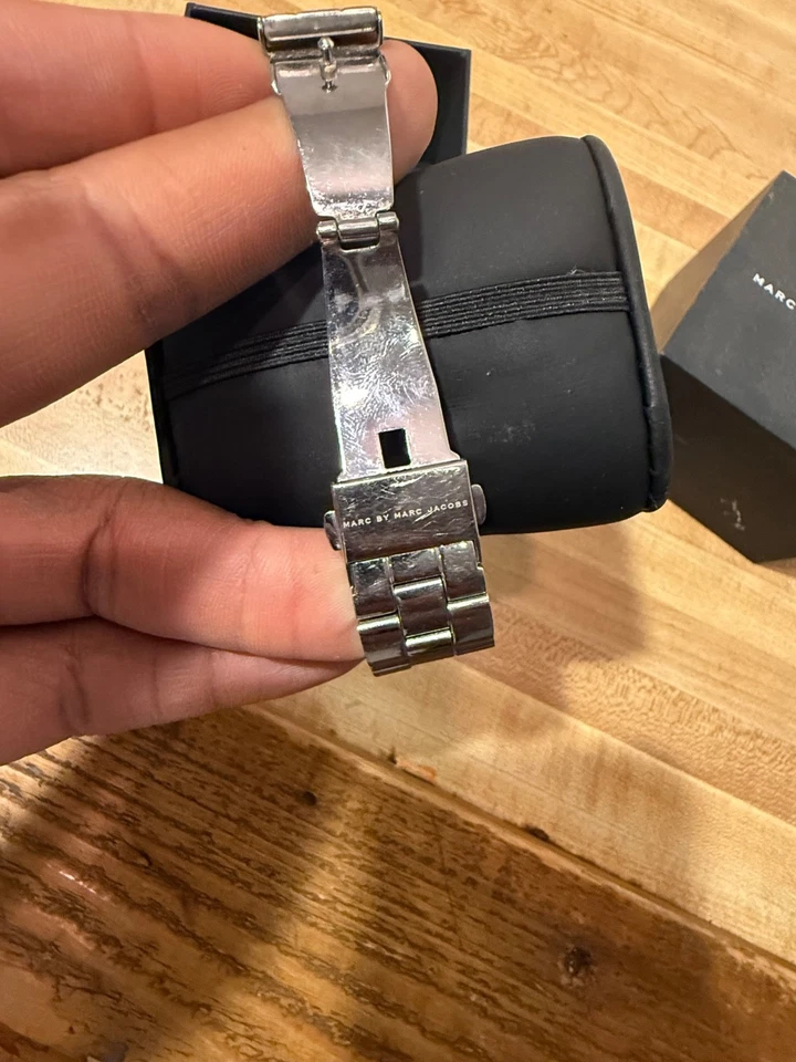 Reloj Marc Jacobs MBM 3342 acero esfera verde eslabones extra Foto 4 de 4