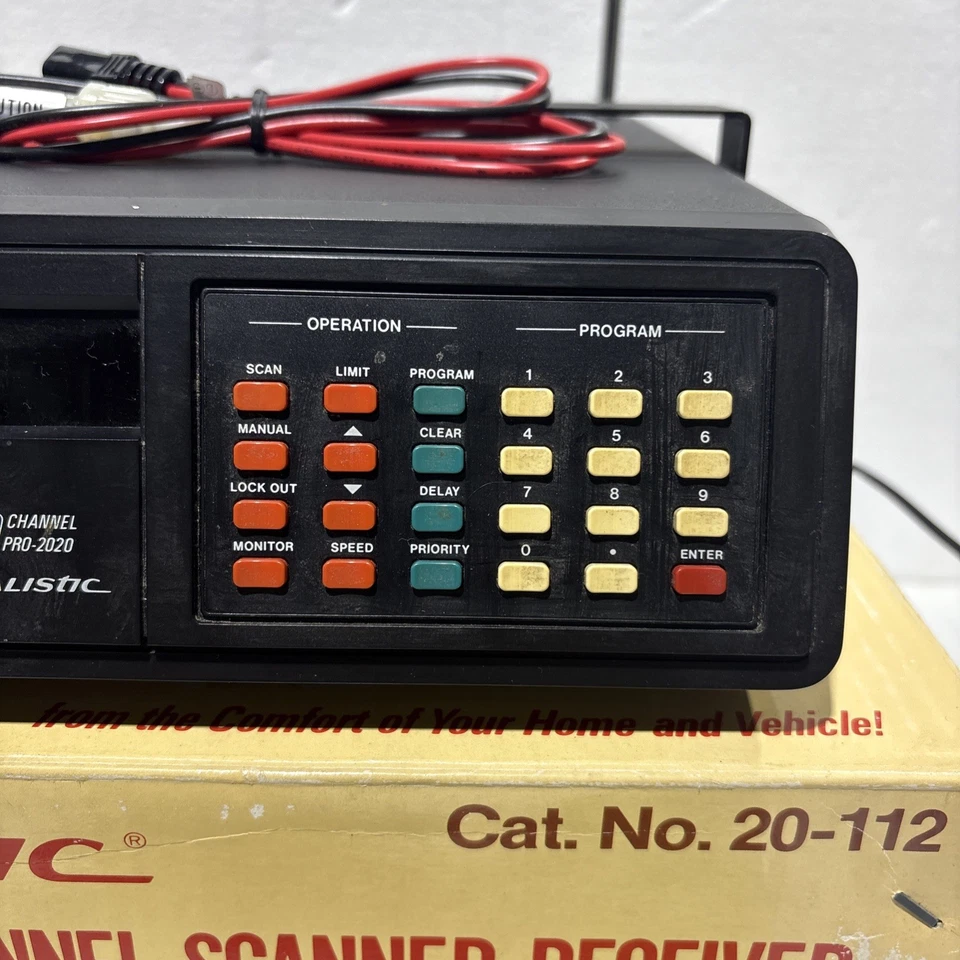 Realistic PRO-2020 AM-FM Direct Entry Programmable Scanner Model 20-112 - Image 3 of 4