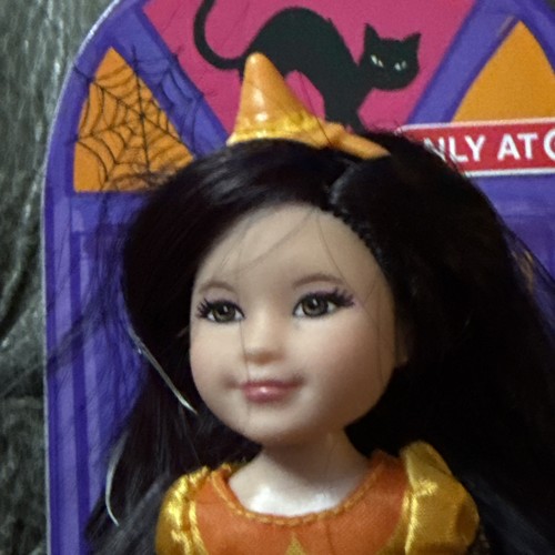 Muñeca Kelly LFoK HALLOWEEN PARTY Y1189 CatTARGET Exclusiva KELLY Club 2013 - Imagen 2 de 5