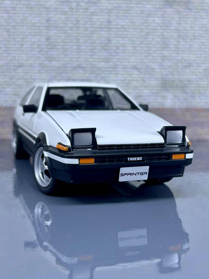 Toyota Sprinter Trueno AE86 – Maisto 1:24 Scale Diecast Model Car Initial D JDM - Image 2 of 4