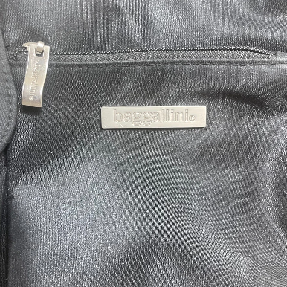 Bolso Baggallini Negro Cartera Bolso de Viaje Portador Hombro aa20 Bolsillos Ligero Foto 2 de 4