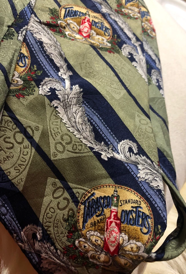 Corbata Cuello Tabasco Y Ostras Logo Original Azul Y Verde Claro Foto 4 de 4