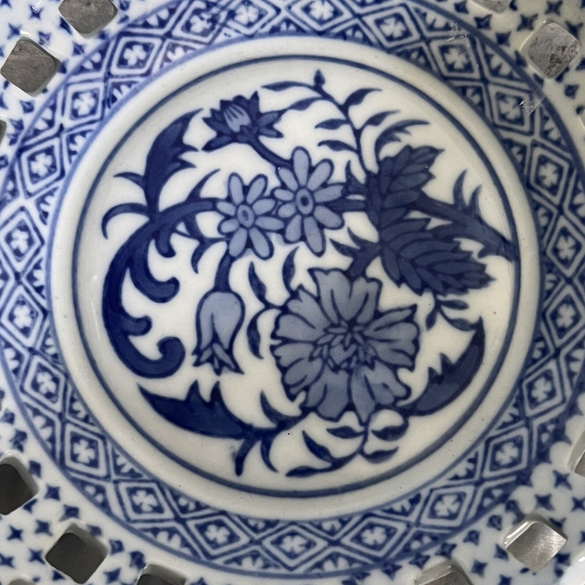 Vintage Reticulated Scalloped Edge Blue & White Plate Bowl Blue