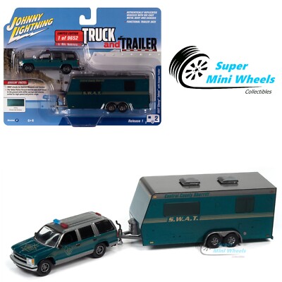 ミニカー Jonny Lightning 1/64 1997 Chevy Tahoe Johnny Lightning 1:64 1997 Chevrolet Tahoe with Camper Trailer