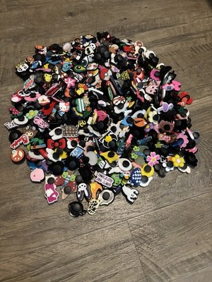400pcs Assorted Fun Word Quote Shoe Charms for Crocs & Bracelets Accessories
