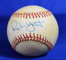 Robin Yount Cards, Rookie Cards and Autographed Memorabilia Guide 47