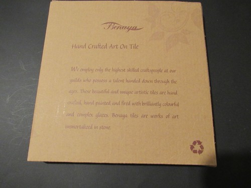 Benaya Ceramic Art Tile CHRISTMAS CHICKEN 20cm 8" Trivet Wall Plaque - Picture 4 of 4