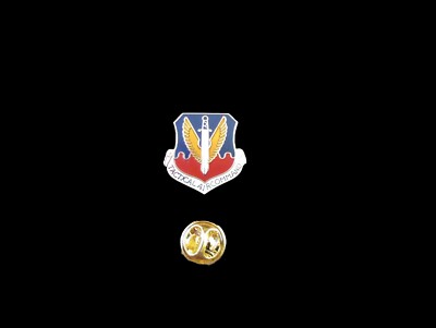 U.S MILITARY AIR FORCE TAC TACTICAL AIR COMMAND HAT LAPEL PIN 