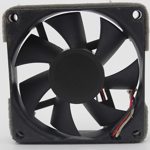Großes Luftvolumen Kühlgebläse KDE2407PHV1-A 24V 2,4 W 70 * 70 * 15 mm - 第 2/2 張圖片
