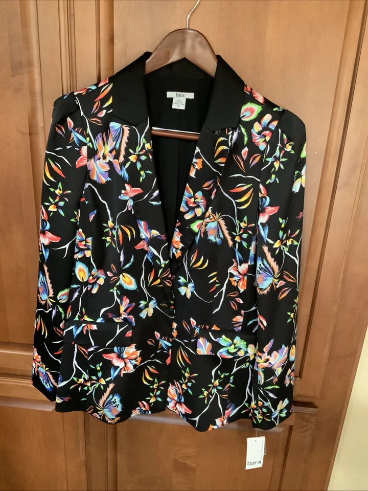 Positive Attitude Talla 8 Conjunto de chaqueta y pantalón manga corta sin mangas con flores negras de 3 piezas Foto 3 de 3