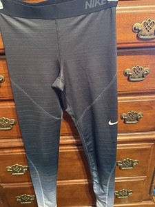 Boy’s Size medium Nike Stretch Athletic Pants