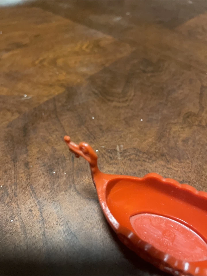 Barco vikingo. Juguete. Plástico. De colección Foto 2 de 3