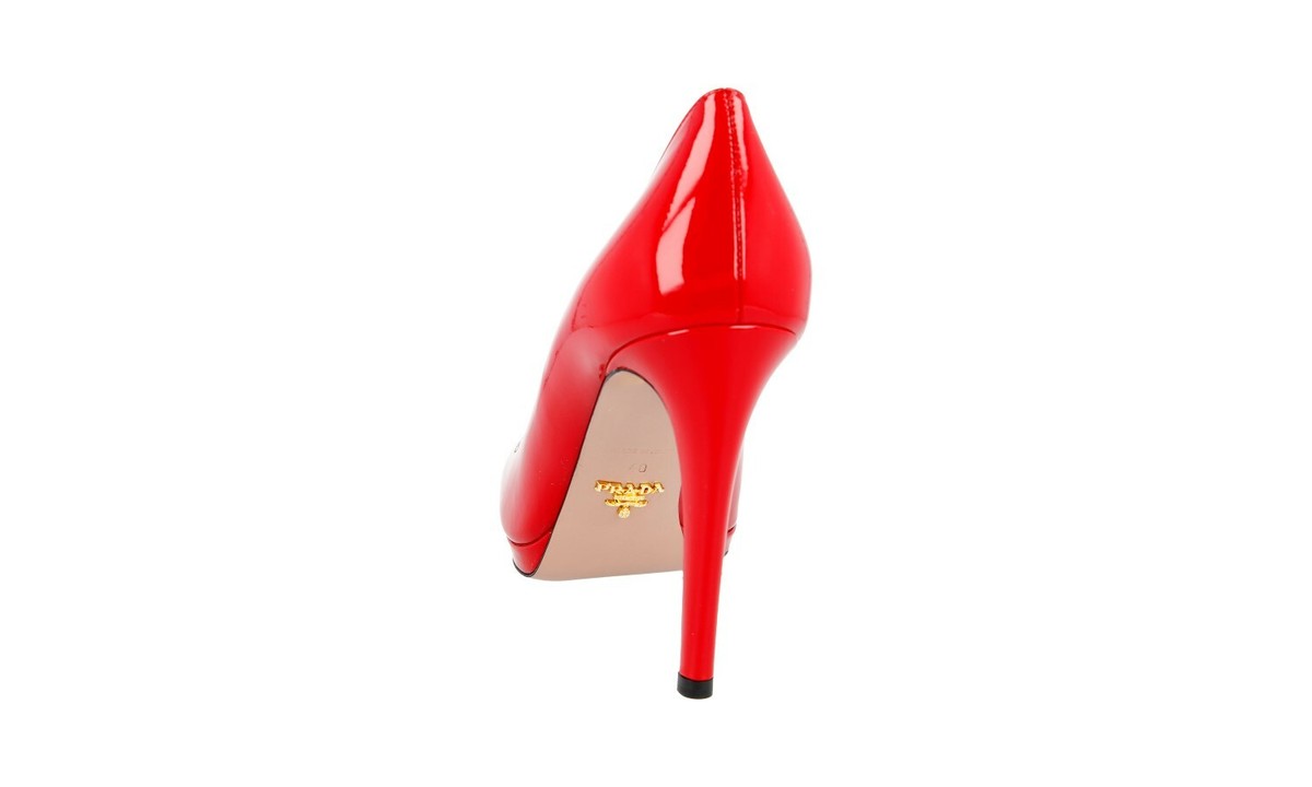 【ばに】PRADA Leather Strap Heels PRADA RED PATENT LEATHER STRAP HEELS – RDB