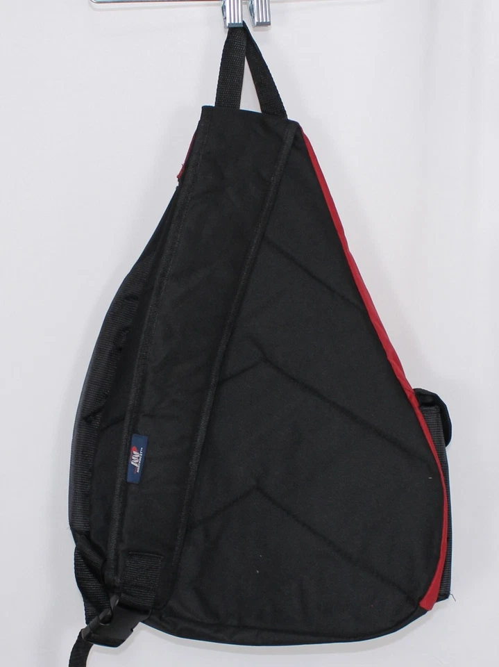 Mochila con cabestrillo Cleveland Cavaliers nueva sin etiquetas, correa única, negra/roja, oficial de la NBA Foto 4 de 4