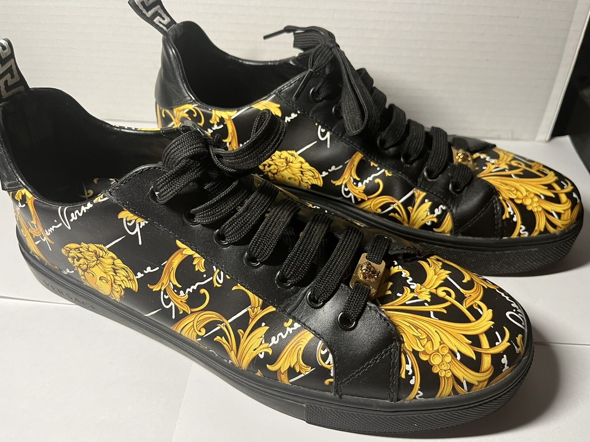 【関税込み】Low Top Sneakers - Versace - Leather - Yellow VERSACE YELLOW SNEAKERS DRAWSTRING ROUND TOE | miinto