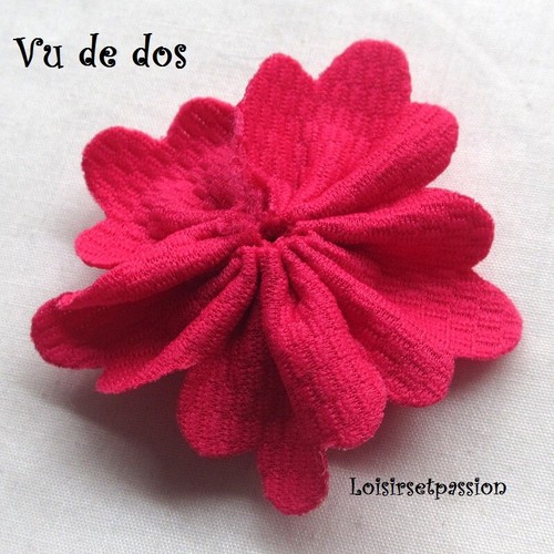 LOT de 2 - APPLIQUE FLEUR 3D, BLANC, Tissu gaufré, Bouton * 5 cm * Couture - F11 - Picture 2 of 7