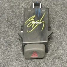 00-05 Cadillac DeVille Hazards Lights Emergency Flasher Switch Button OEM 20846