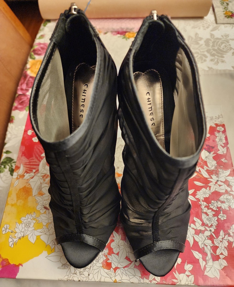 Chinese Laundry Hide &Seek Black Satin/Chiffon Booties Sz 7