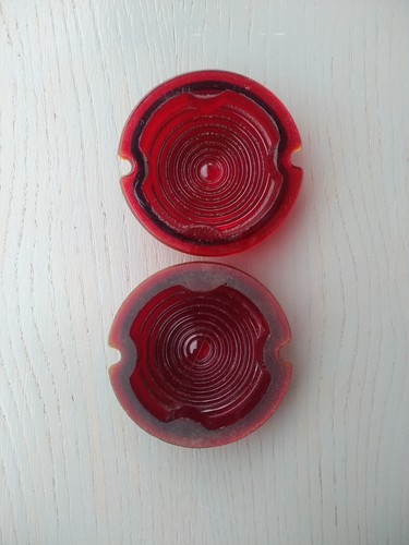 Rear brake light lamp GAZ 67 69 51 52 53 UAZ USSR original 1970s red lens - Picture 4 of 4