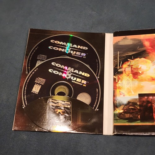 Command and Conquer Theater of War Video Game PC - No Manual, No Box - Picture 2 of 5