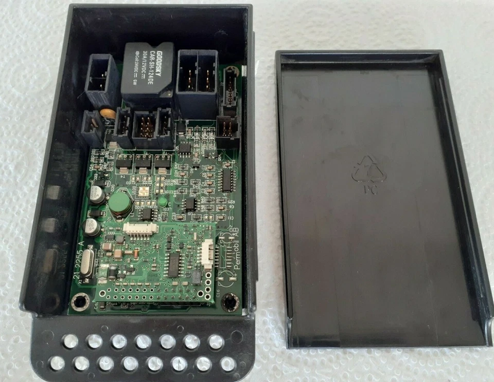 Controlador de asiento avanzado Permobil Foto 2 de 4