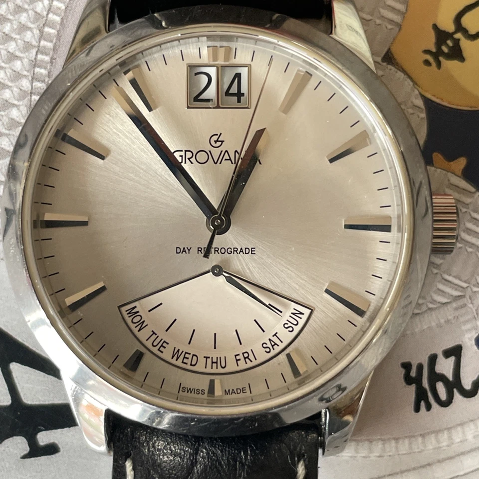 Reloj de cuarzo para hombre Grovana Day hecho en Suiza correa de cuero Foto 2 de 4