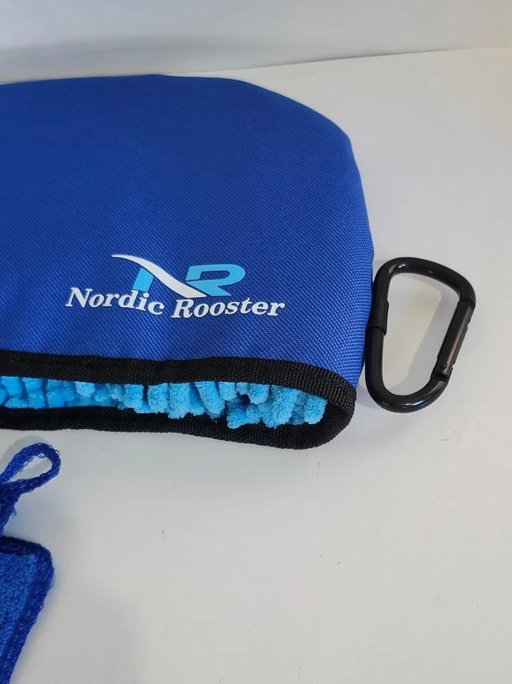 Disc Golf Cleaning Tool with Microfiber & Clip Flying Disc Golf Towel Accessory - Image 2 of 4