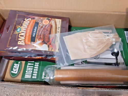 LEM Sausage Stuffing Kit 5 POUND HOME SAUSAGE MAKING (New) MODEL #838 NOB - Picture 6 of 7