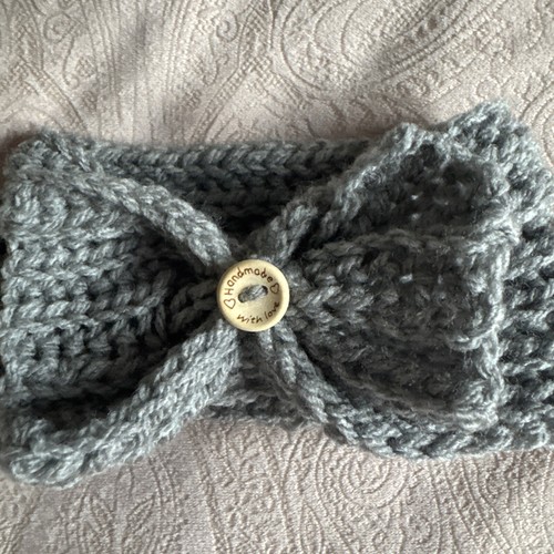 Handmade Crochet Baby Headband - Picture 4 of 4